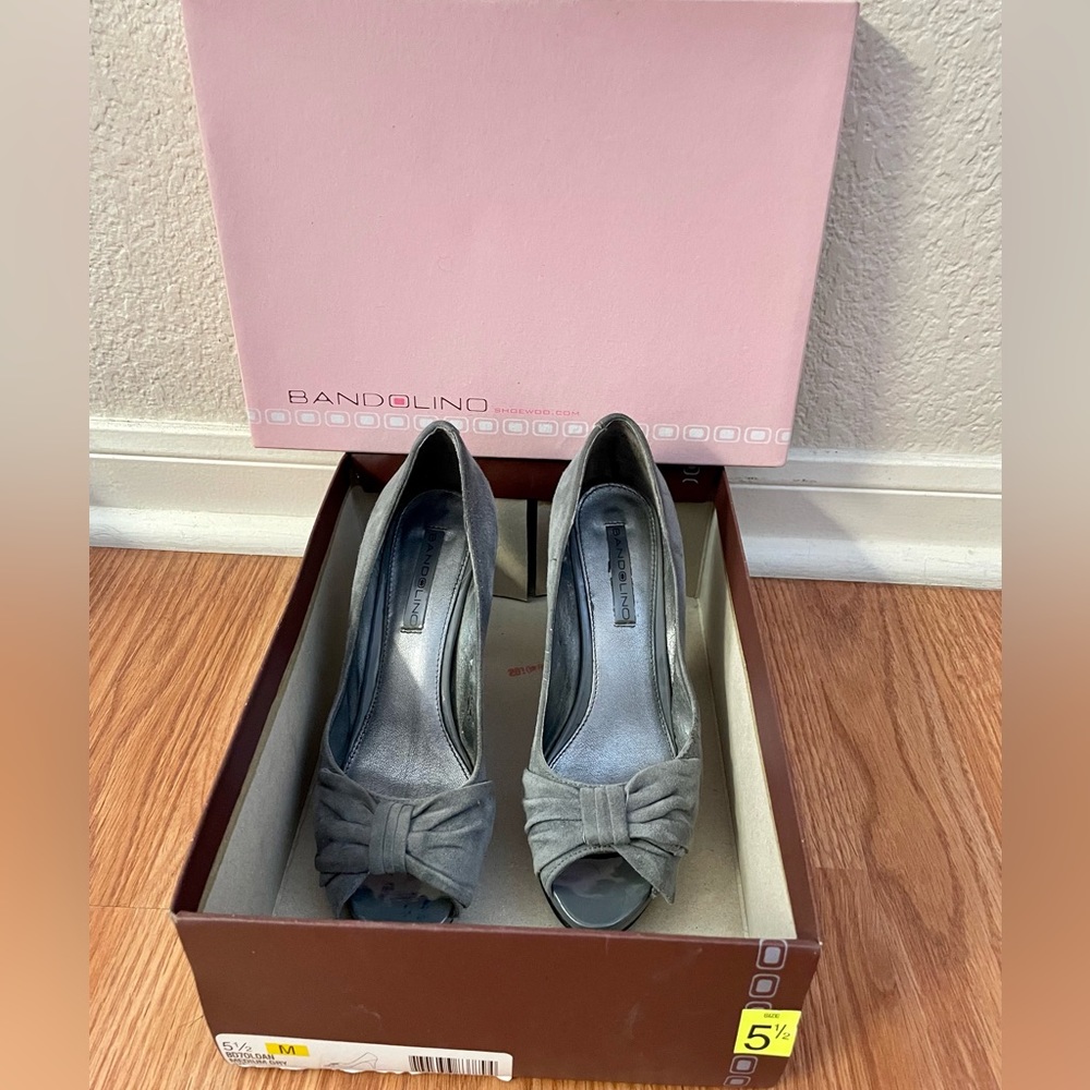 Bandolino Medium Grey Heel